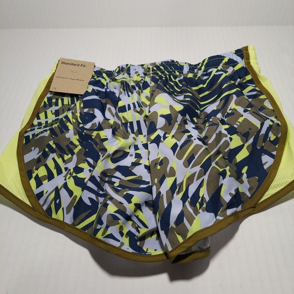 Nike Kids Size S - Dri Fit Tempo Running Shorts CU8890-444